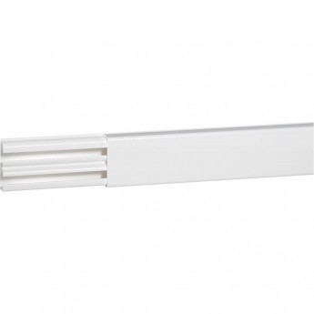 Мини-плинтус LEGRAND DLPlus 32x12,5 мм 2 отделения длина 2,1 м белый Мини-плинтус LEGRAND DLPlus 32x12,5 мм 2 отделения длина 2,1 м белый