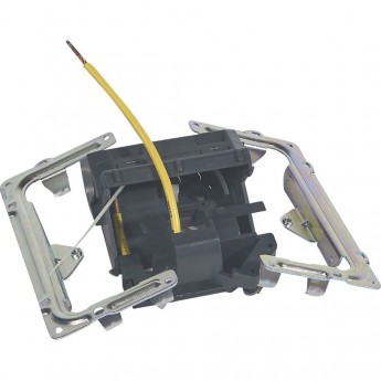 Установочный набор LEGRAND для выдвижного розеточного блока 3 модуля Установочный набор LEGRAND для выдвижного розеточного блока 3 модуля