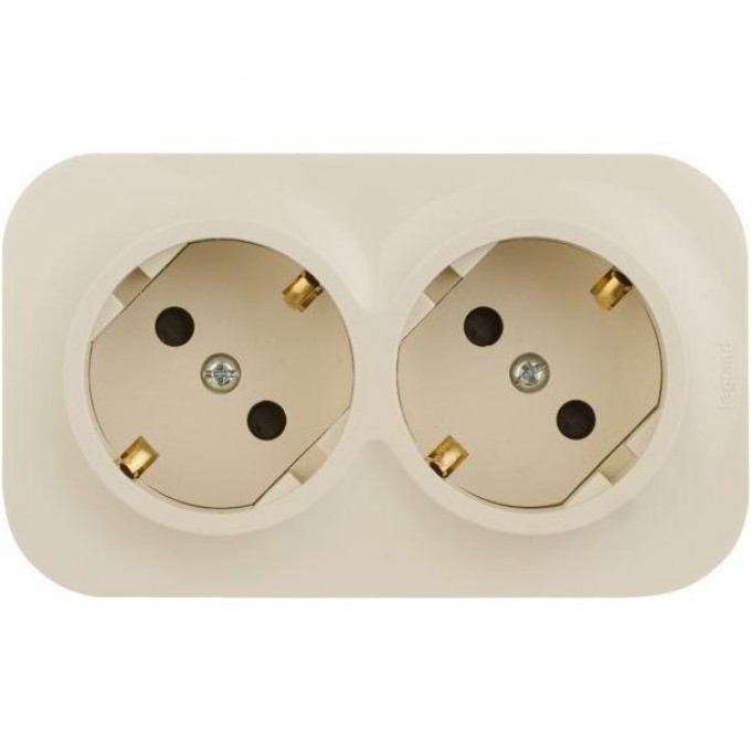 Розетка LEGRAND 2-м ОП Quteo 16А IP20 250В 2х2P+E с заземлением, защитные шторки, слоновая кость 782267