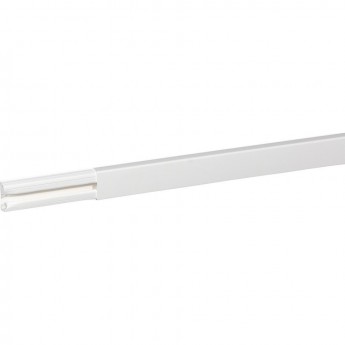 Мини-плинтус LEGRAND DLPlus 32x12,5 мм 1 отделение длина 2,1 м белый Мини-плинтус LEGRAND DLPlus 32x12,5 мм 1 отделение длина 2,1 м белый